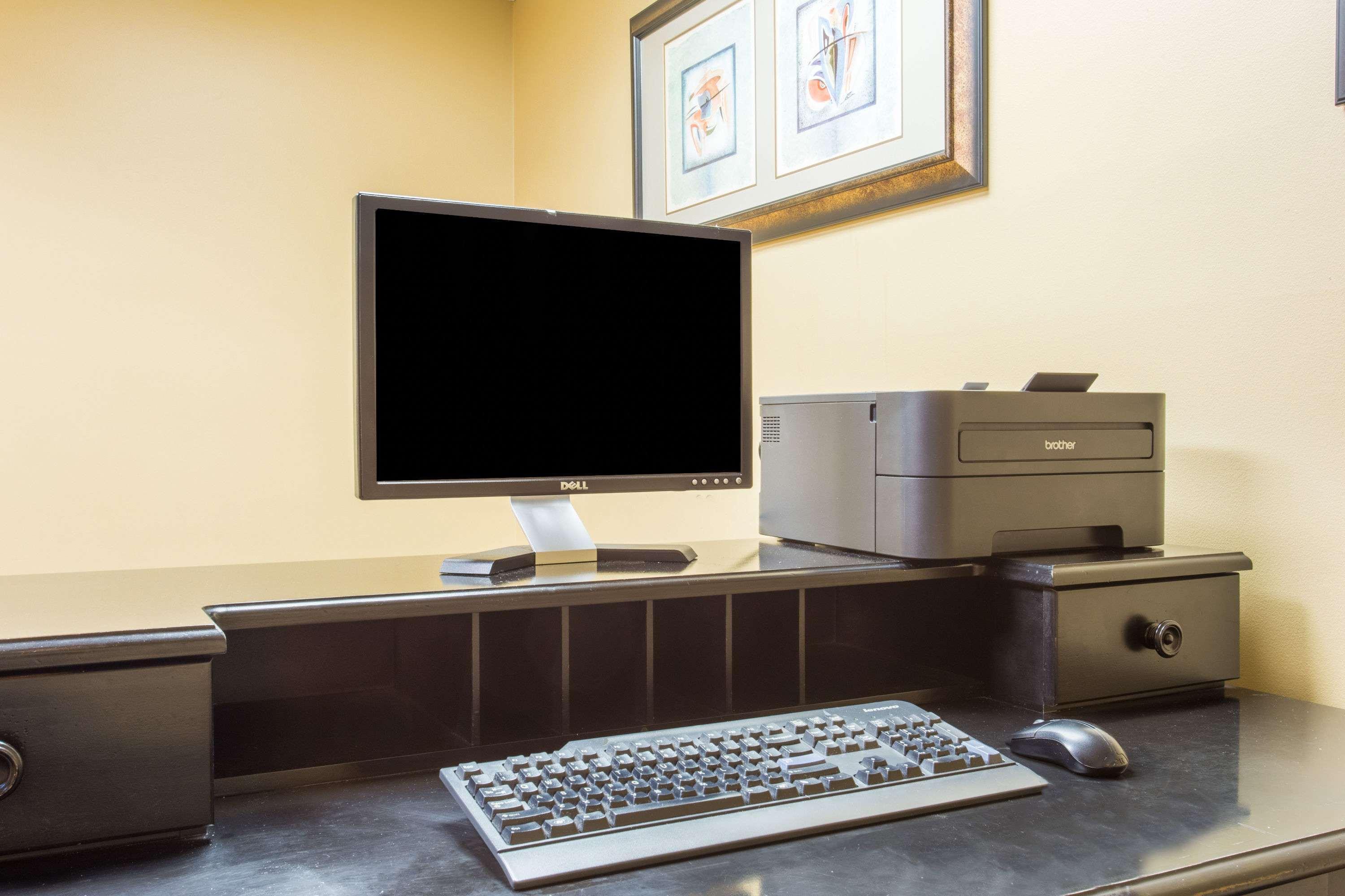 Days Inn & Suites By Wyndham Mesa Near Phoenix Bagian luar foto
